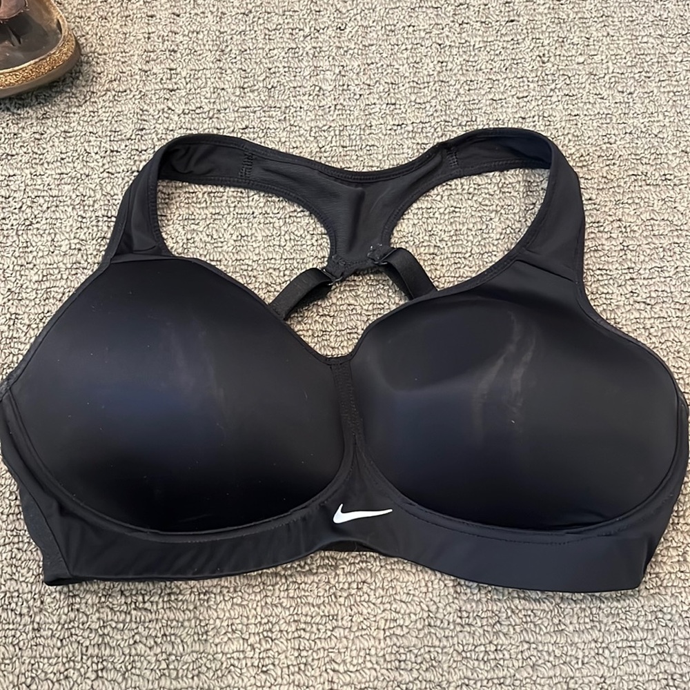 Nike sports bra dri fit